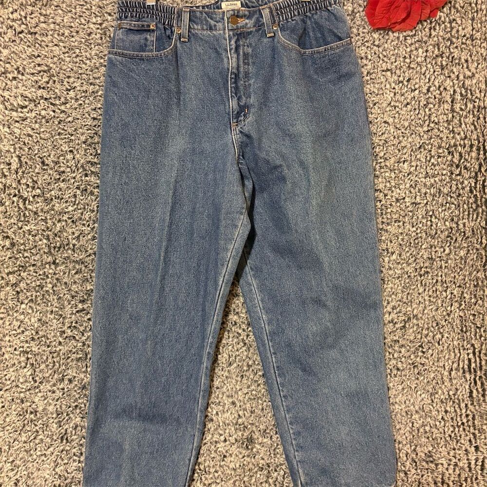 L.L. Bean Women's Relaxed Fit Jeans Size 16 Petite Blue Denim